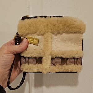Coach Rare EUC Shearling Wristlet - Cream And Tan